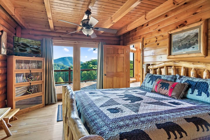 Bedroom 1 (lower level): king bed & private ensuite bath
