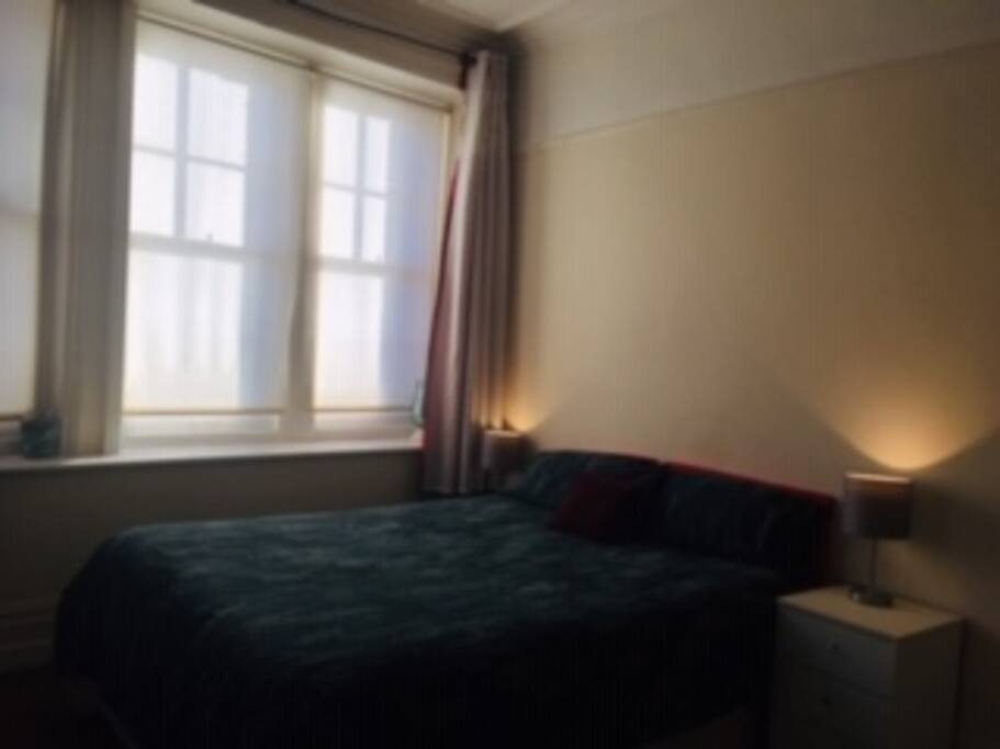 King size bed
