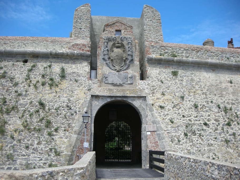 entrance at castle
