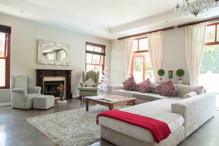 Luxury Family Home with a Playful Twist Fresnaye gallery image 3