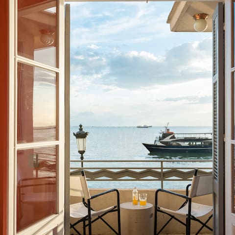 AiR Waterfront Nikis Apartment