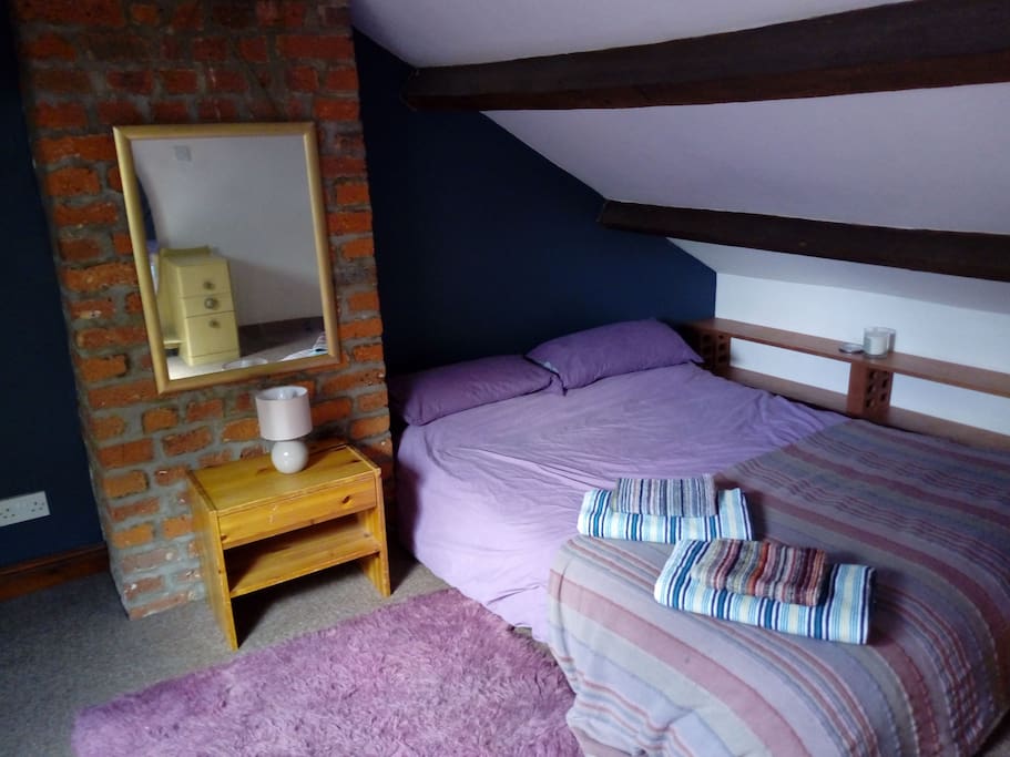 attic bedroom