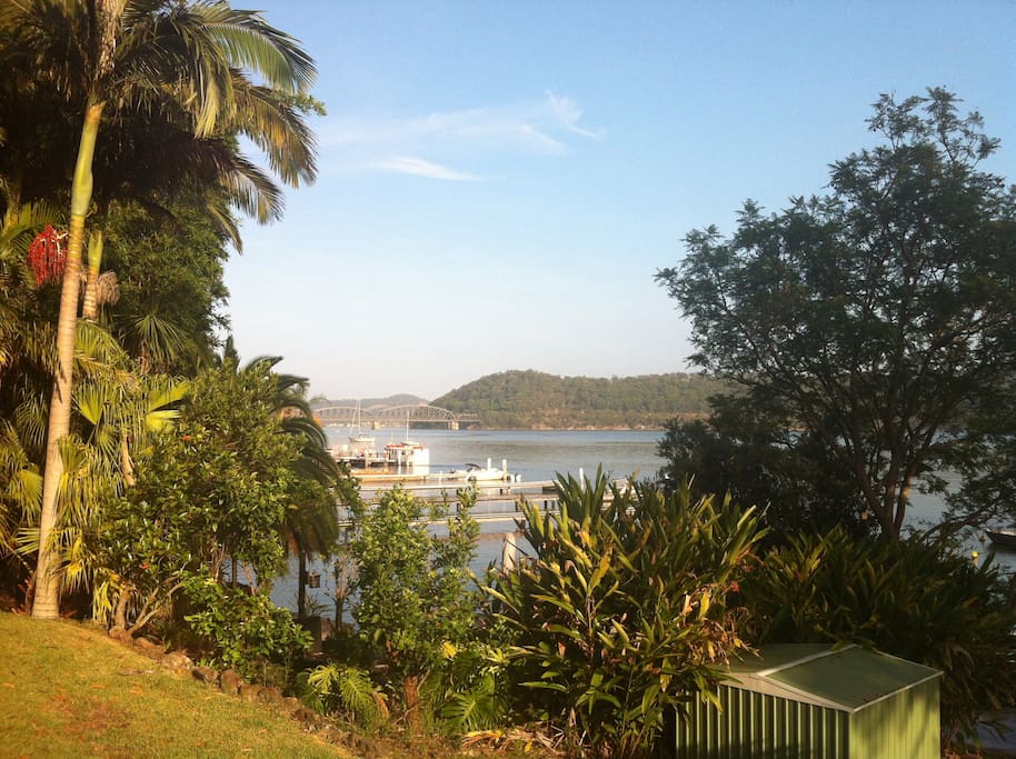 Ferryview is just a short stroll from the ferry wharf