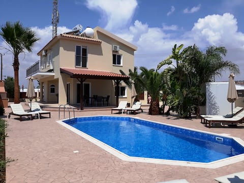 Savanna La Mar, Dhekelia area, Larnaca.