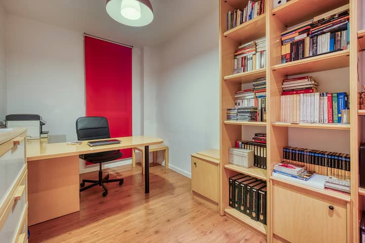Workspace evidence from Stay in a the coolest area near Sagrada Familia