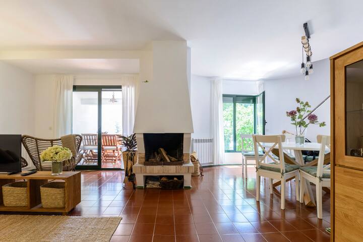 Essence of Costa Brava, a peaceful spot by the sea gallery image 5