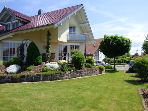 Beautiful apartment in the middle of the Rhine plain