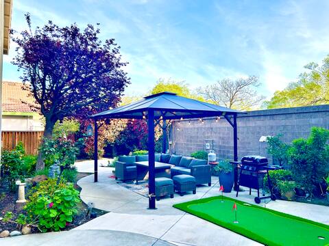 The Zen Garden w/ Golf, Indoor Games & Theatre