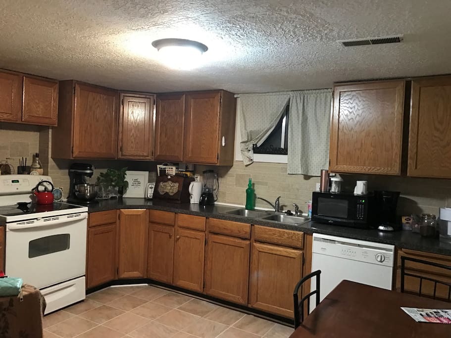 Full Shared Kitchen