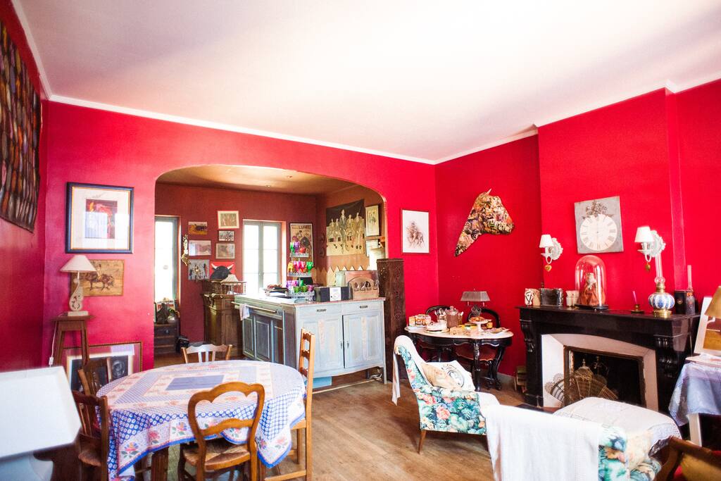 Le coin cuisine et petit déjeuner