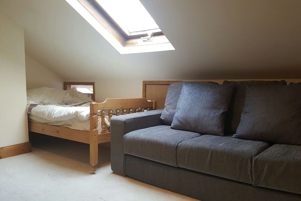 Single bed and double sofa bed.