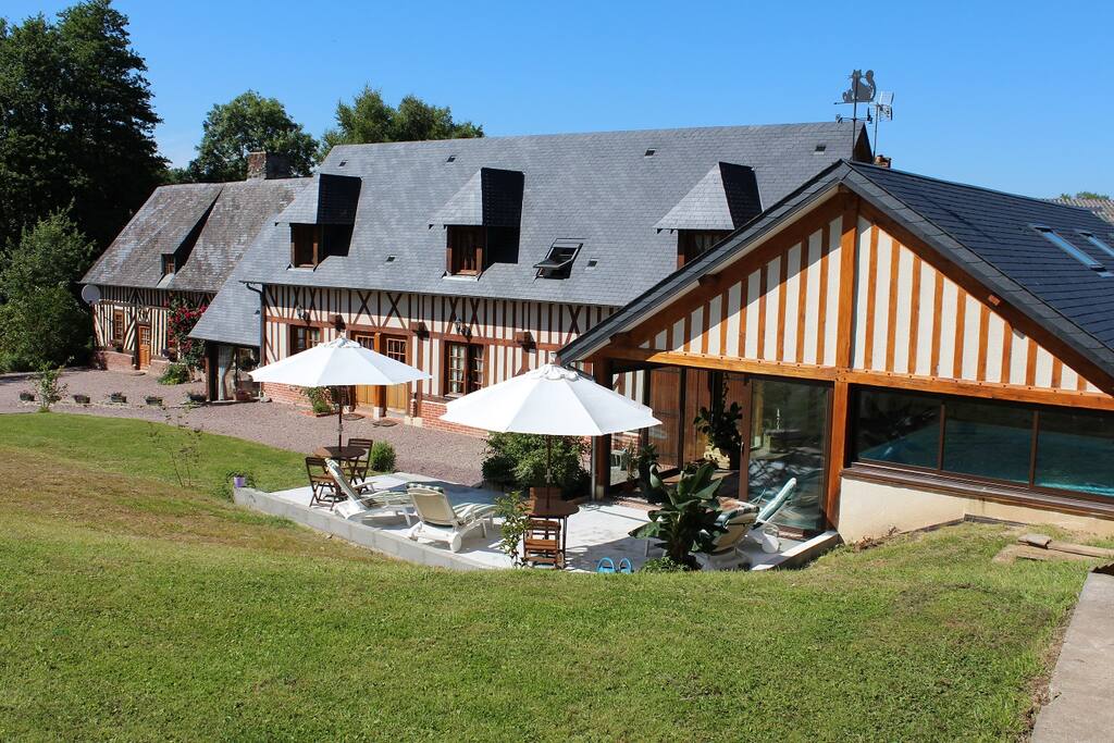 B&B du CLOS DEVALPIERRE avec piscine d'intérieur