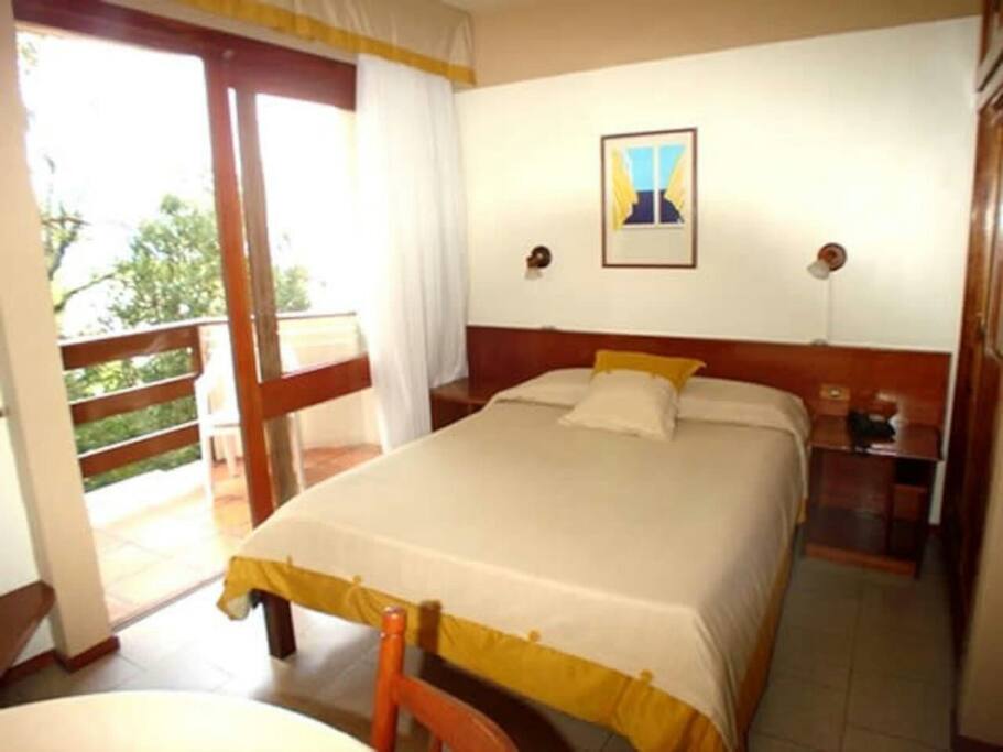 Flat em Gramado, próximo ao centro, piscina termica e lareira