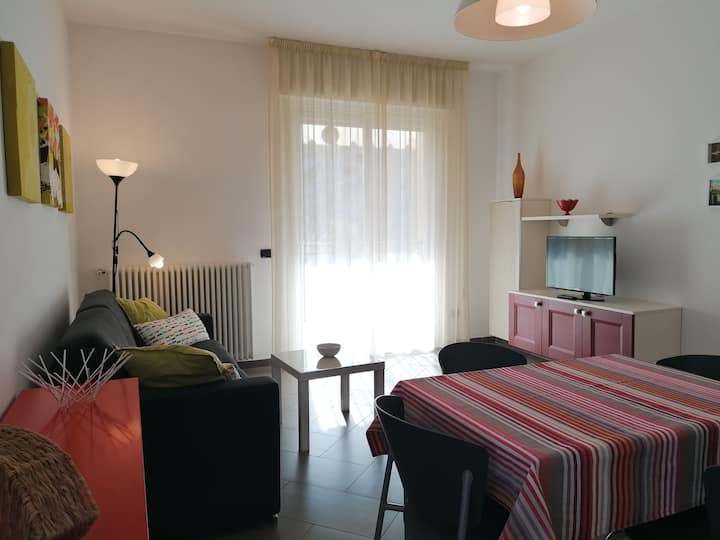 Maenà Giallo, Bilocale Con Ampio Terrazzo - Albenga