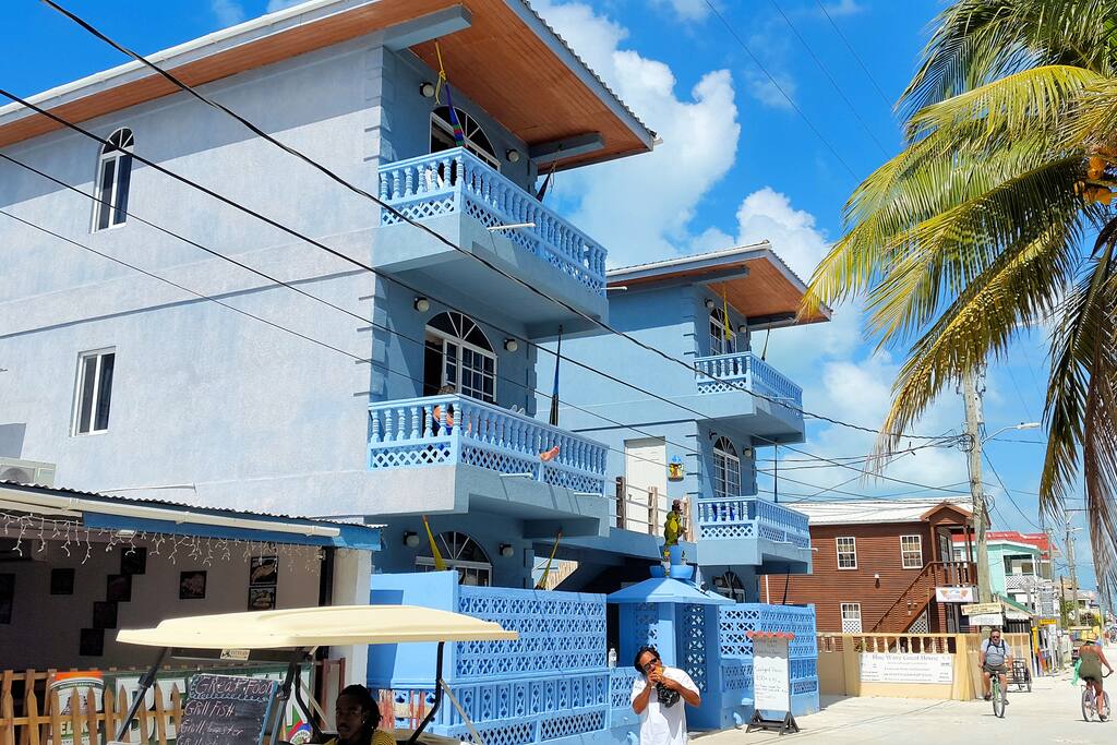 Barefoot Caribe Hotel