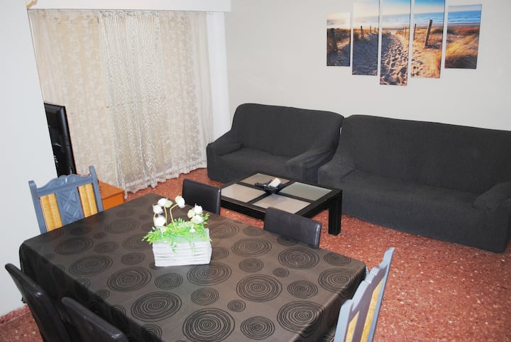 Piso Grande Con Terraza  (2.3 Kl Playa) - Valencia