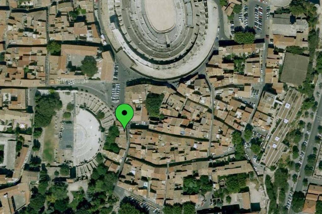 LE PETIT ARLES, 24 rue Porte de Laure