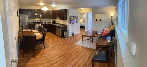❤ Posh, cozy, bright suite ✔Netflix ✔Full Kitchen
