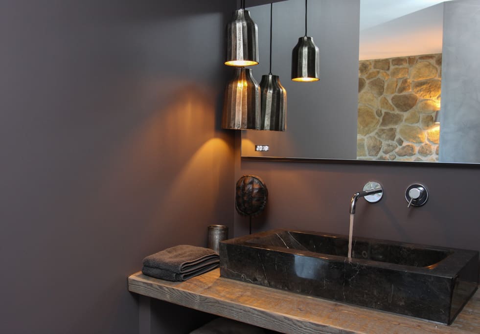 On-suite bathroom