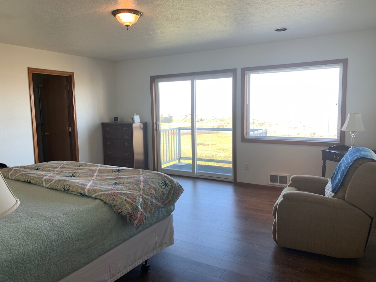 卧室3加大双人床