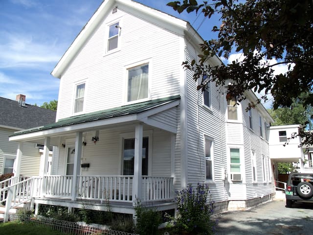 Airbnb Rutland Vacation Rentals Places To Stay Vermont
