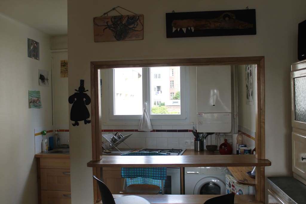 la cuisine vue du salon