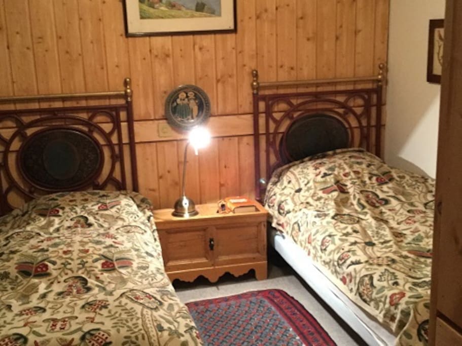 guest bedroom 1