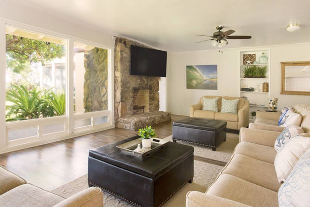 Hale Kekela Estate (Nui). Lots of seating for guests.