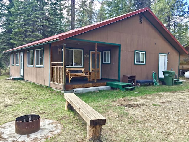 Airbnb Donnelly Vacation Rentals Places To Stay Idaho