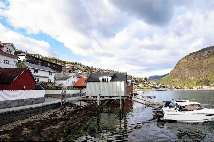 Traditional loft ON the fjord