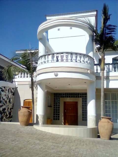 Vikam Villa, Morningside