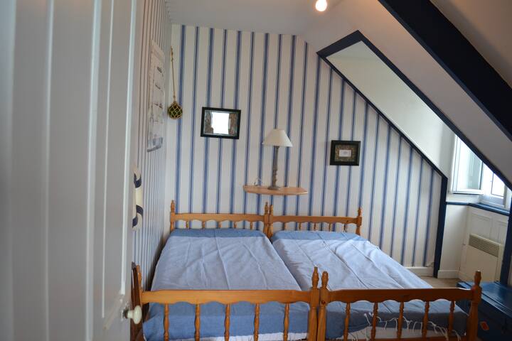 ห้องนอน 2 ชั้น