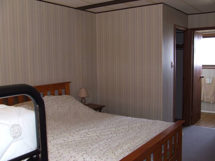 Bed 1