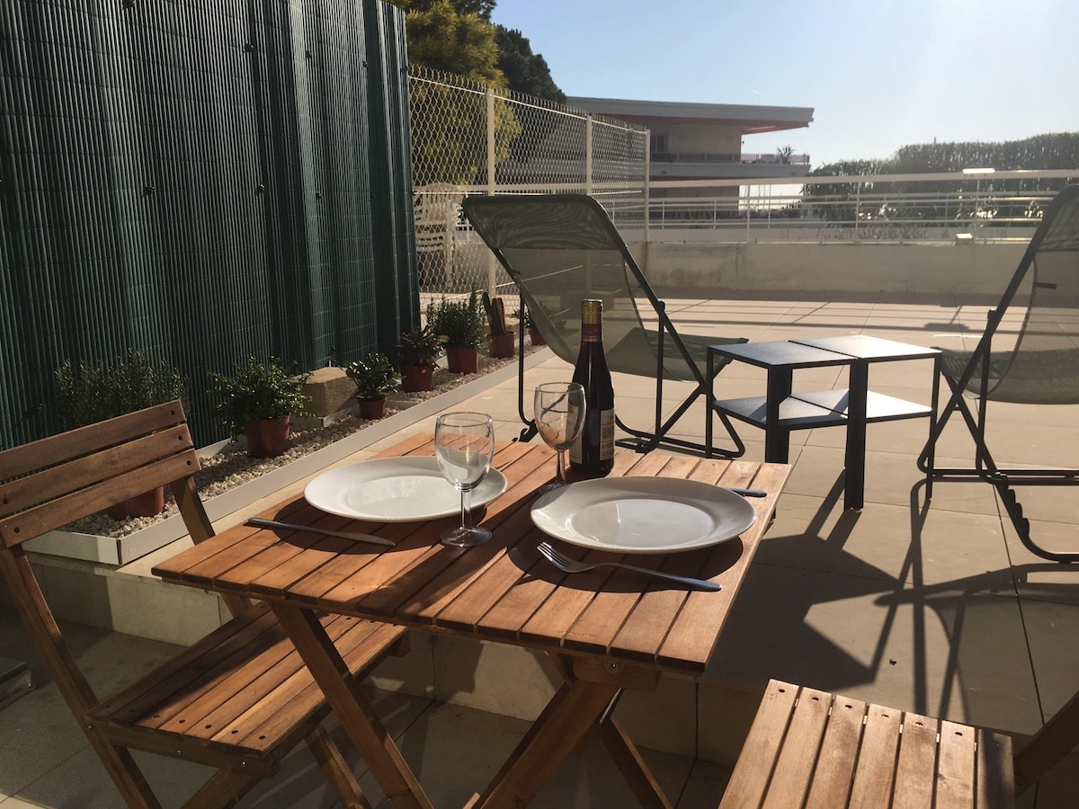 Villeneuve-Loubet Vacation Rentals & Homes - Provence-Alpes-Côte d'Azur,  France | Airbnb