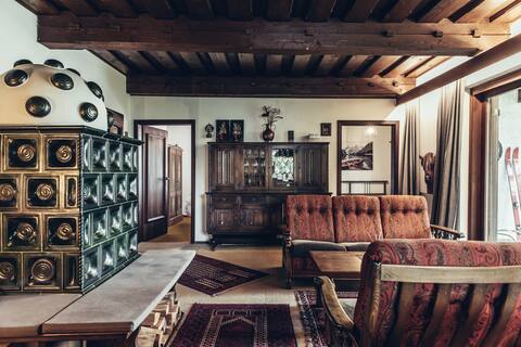 Colonial-style bungalow on the Hochrindl