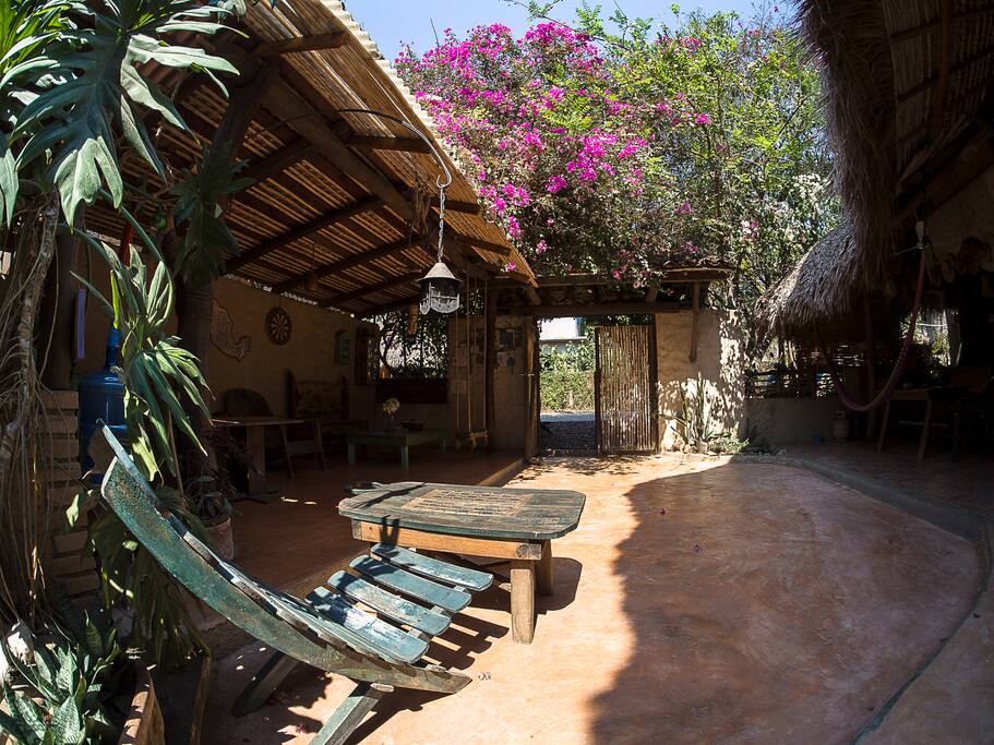 La entrada a la posada