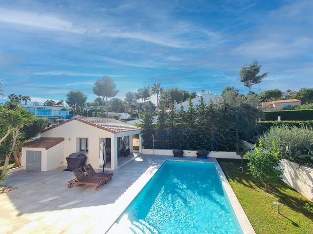 Modern Villa with private pool in Santa Ponsa gallery image 4