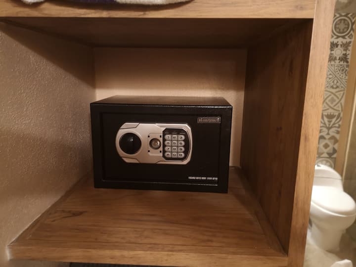 Უსაფრთხოა თქვენი ფასეულობების განსათავსებლად!