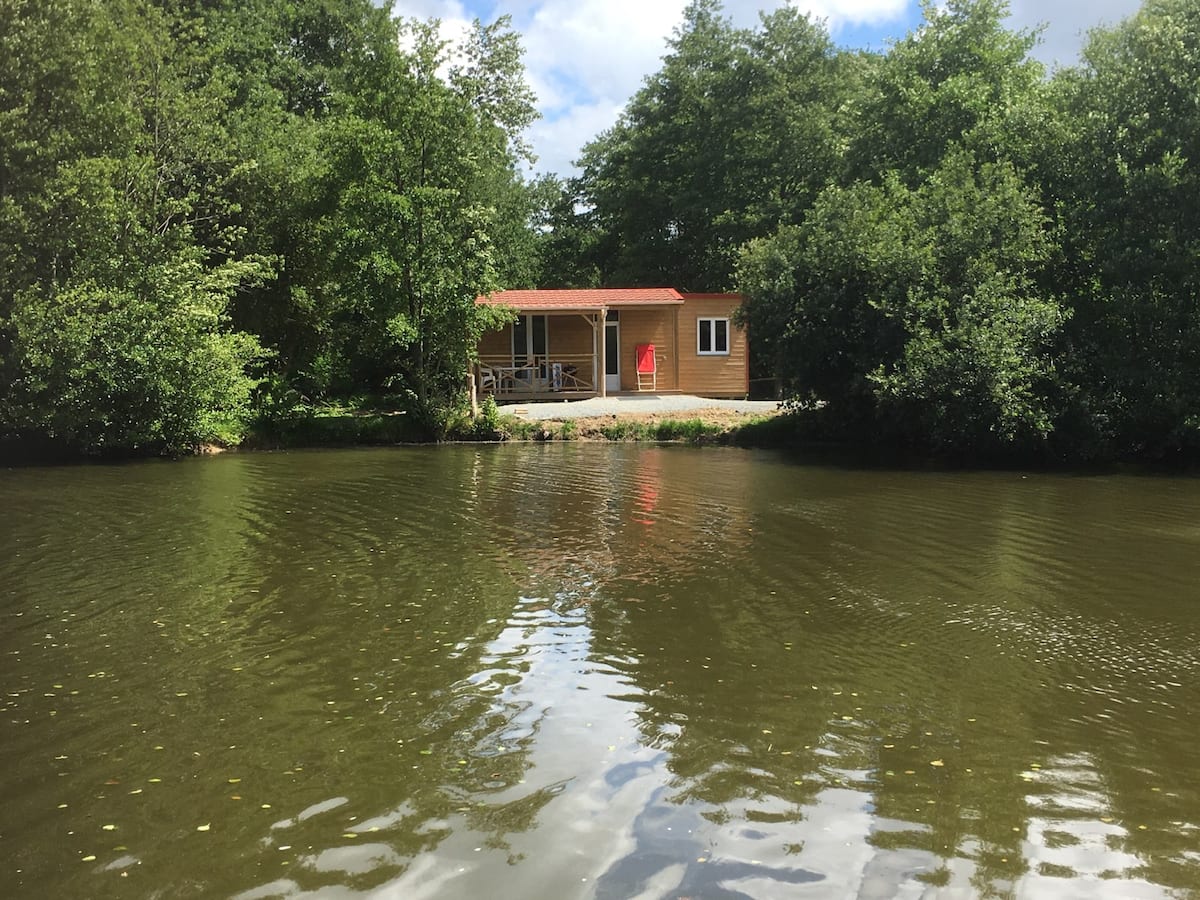 Au bord de l’eau