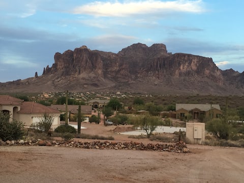 Successful Airbnb property: Dunne’s Desert Inn in Apache Junction