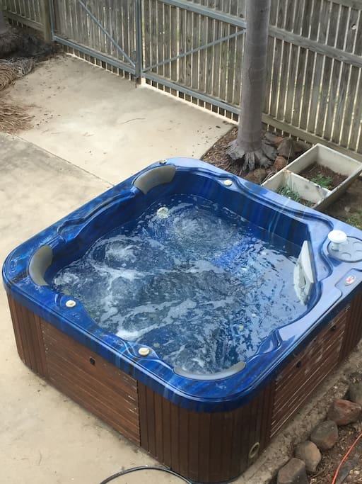 Heated spa !!