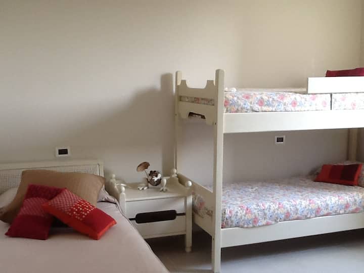 غرفة النوم 2