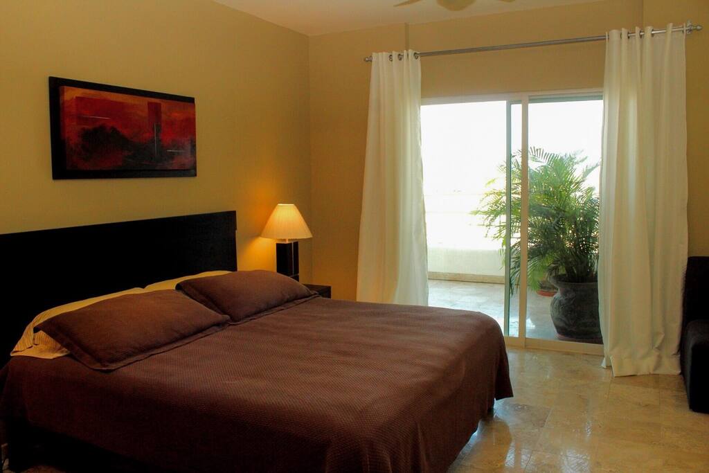 king size bed in master bedroom