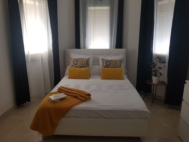 Airbnb Carpentras Holiday Rentals Places To Stay Provence