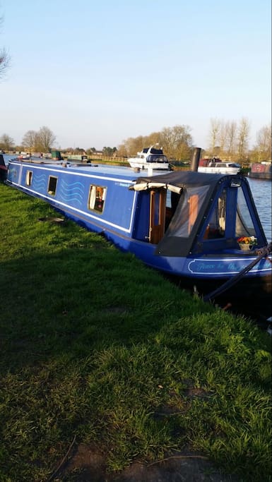 Moored along the G&S