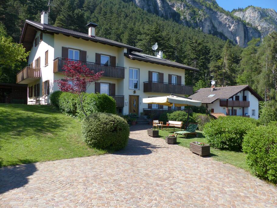 Esterno