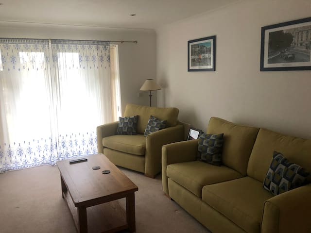 A comfortable apartment in the heart of Sussex