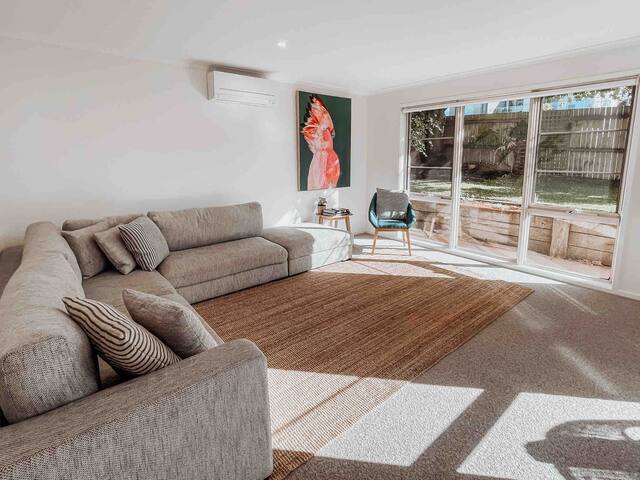 Perfect beach escape & close to everything.