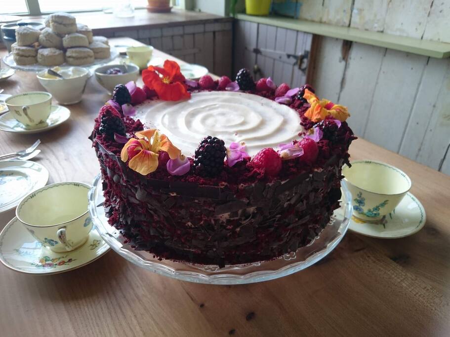Ask about our professional chef who can provide a decadent afternoon tea for you on arrival.