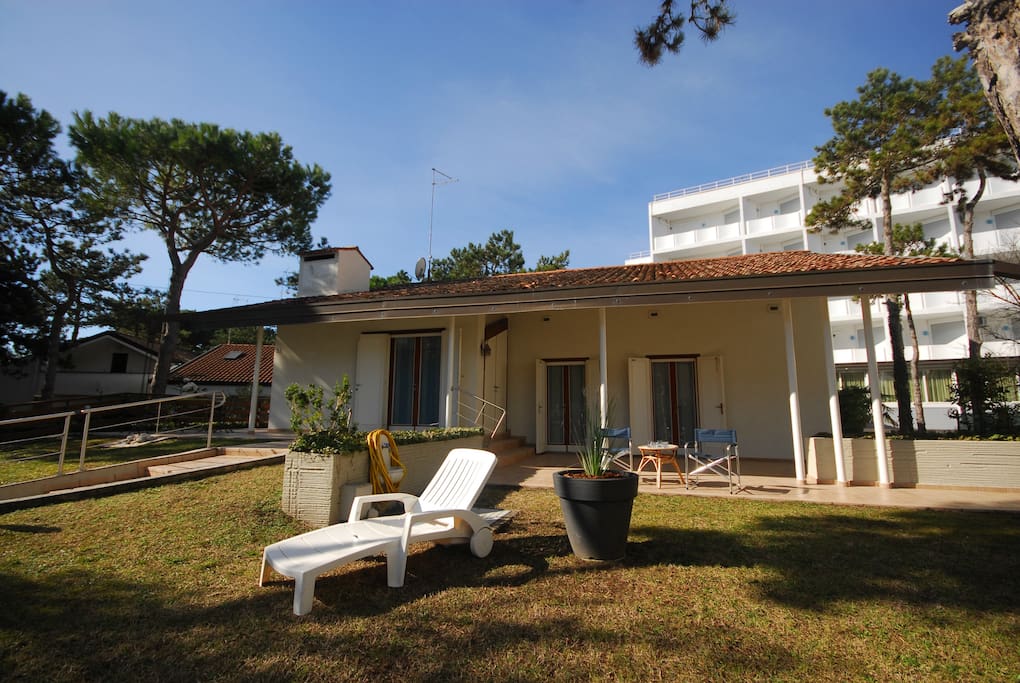 Esterno | Exterior